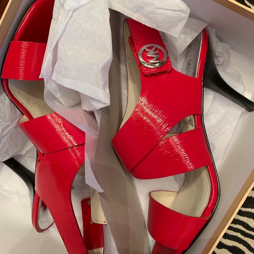 Michael Kors Heels (perfect condition)